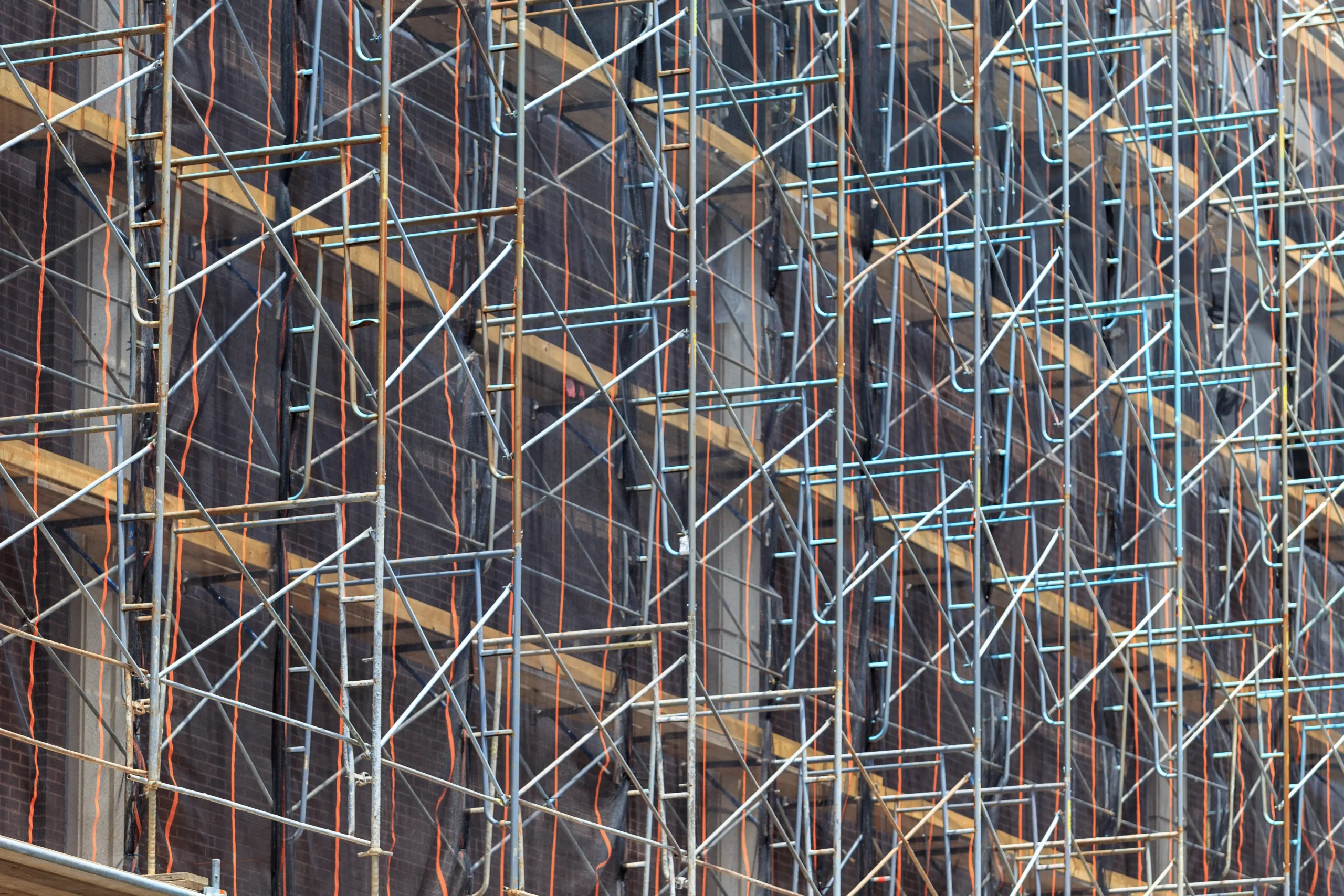close-up-of-construction-scaffolding-on-a-commerci-2026-01-11-09-12-37-utc (1)